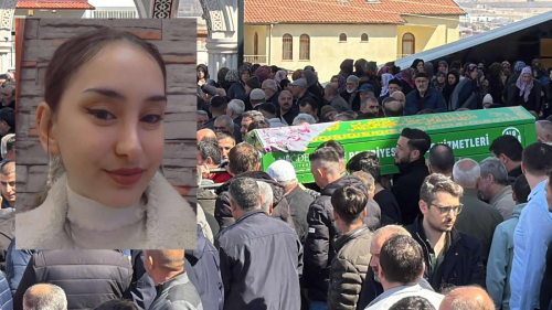 Kazada Kaza Sonucu Ölen Üniversiteli Aleyna Toprağa Verildi.